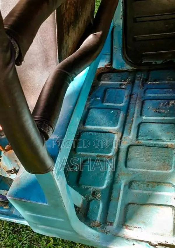 Bajaj 2 Stroke 1996 Three Wheel (Used)