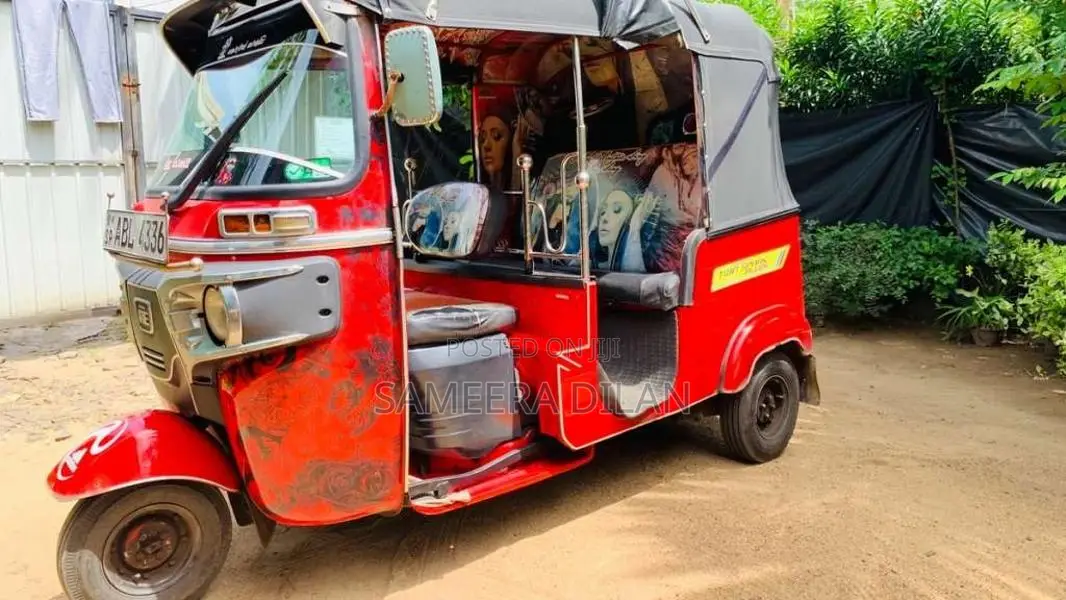 Bajaj RE 4 Stroke 2016 Three Wheel (Used)