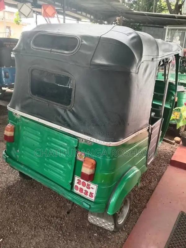 Bajaj RE 1998 Three Wheel (Used)
