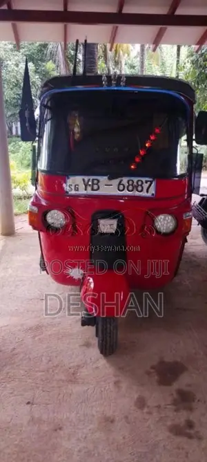 Bajaj 4 Stroke 2012 Three Wheel (Used)