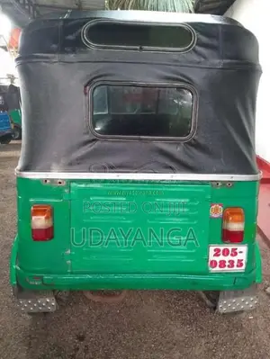 Bajaj RE 2 Stroke 1988 Three Wheel (Used)
