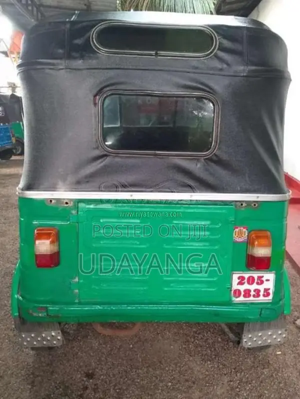 Bajaj RE 2 Stroke 1988 Three Wheel (Used)