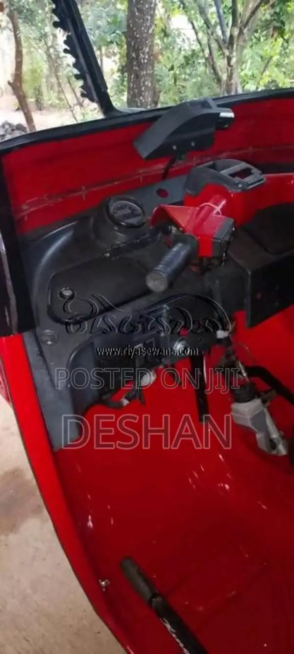 Bajaj 4 Stroke 2012 Three Wheel (Used)