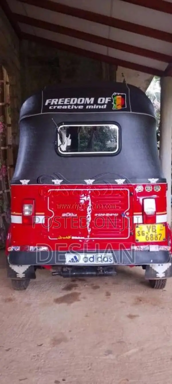 Bajaj 4 Stroke 2012 Three Wheel (Used)
