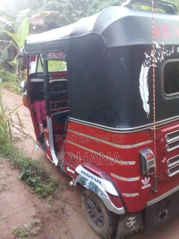 Bajaj RE 2008 Three Wheel (Used)