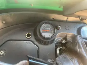 Bajaj 4 Stroke 2014 Three Wheel (Used)