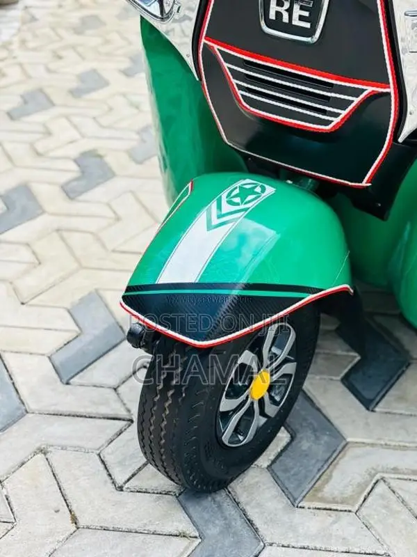 Bajaj 4 stroke 2014 Three Wheel (Used)