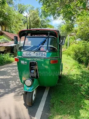 Bajaj RE 2 Stroke 2002 Three Wheel (Used)