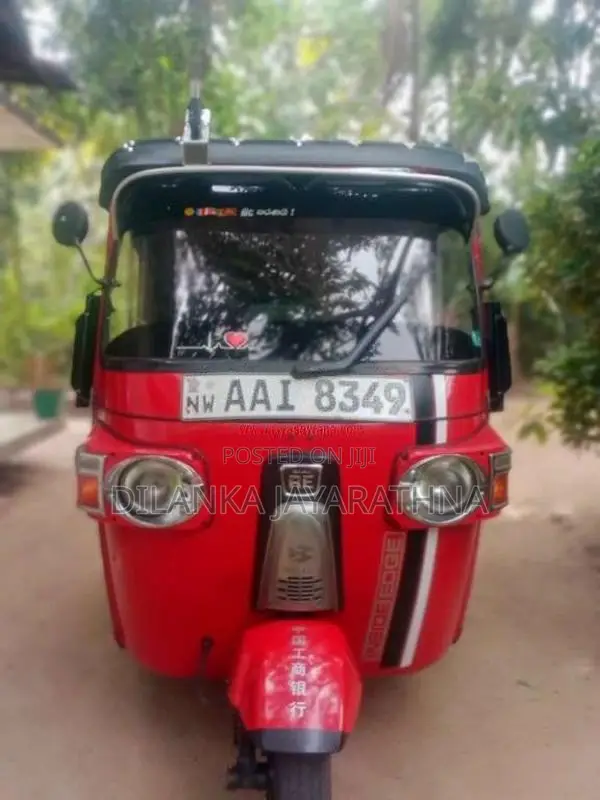 Bajaj RE 4 Stroke 2013 Three Wheel (Used)