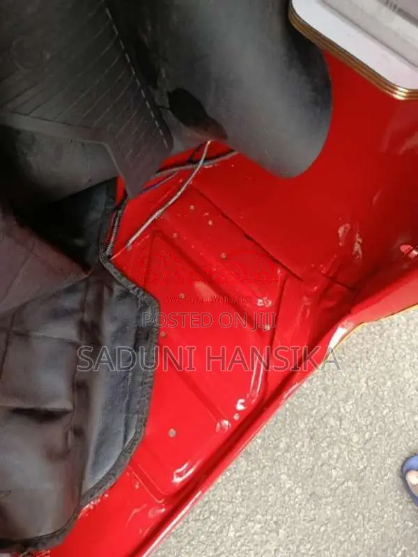 Bajaj 2 Stroke 2001 Three Wheel (Used)