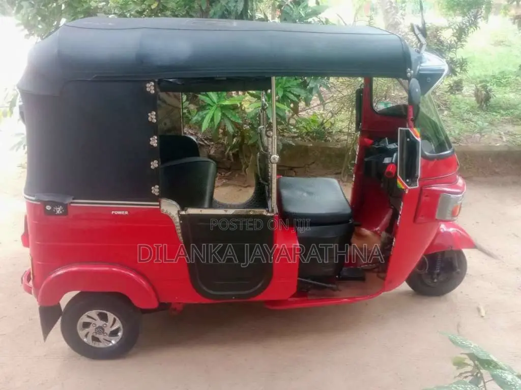Bajaj RE 4 Stroke 2013 Three Wheel (Used)