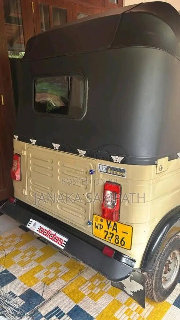Bajaj 4 stroke 2010 Three Wheel (Used)