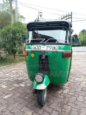 Bajaj 2 Stroke 2004 Three Wheel (Used)