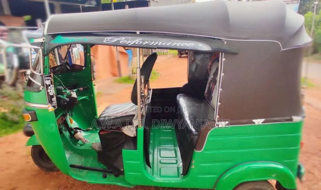 Bajaj 2 Stroke 1998 Three Wheel (Used)