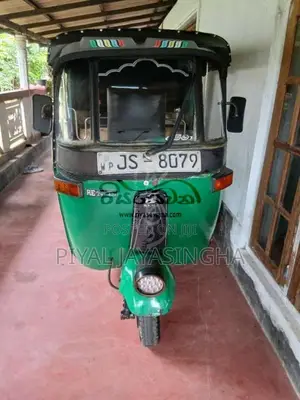 Bajaj 2 Stroke 2005 Three Wheel (Used)