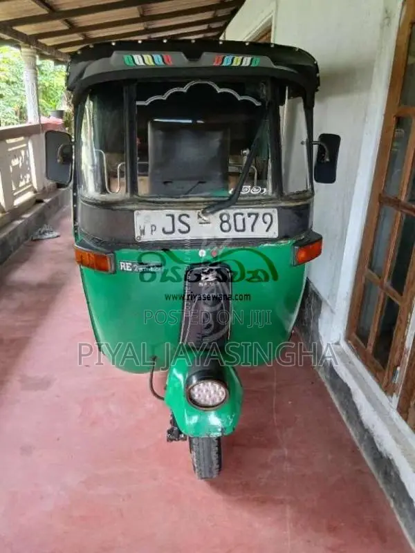 Bajaj 2 Stroke 2005 Three Wheel (Used)