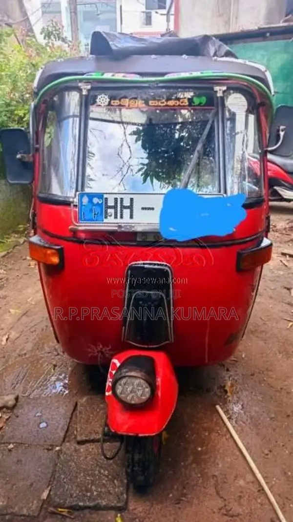 Bajaj 2 Stroke 2003 Three Wheel (Used)