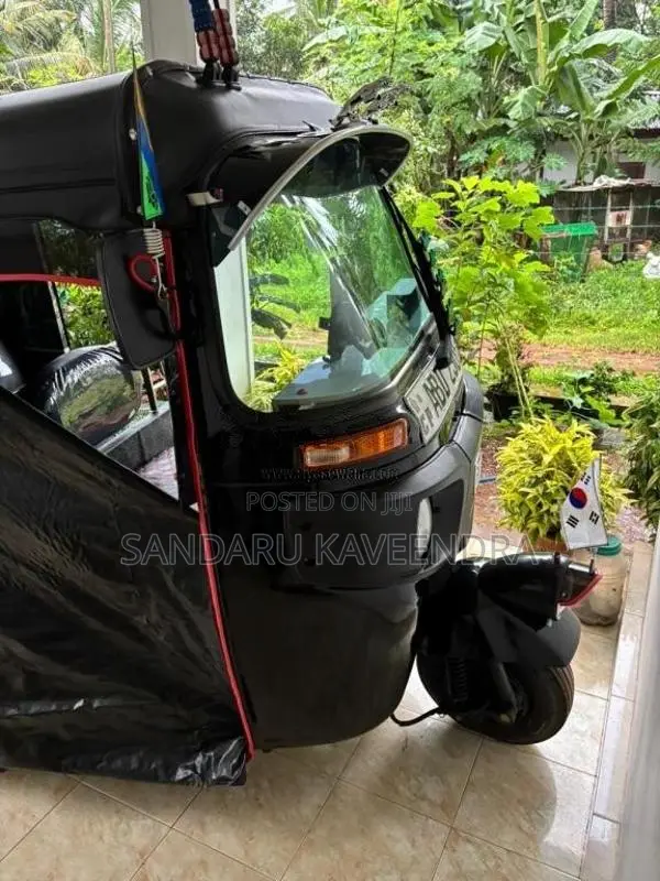 Bajaj RE 4 Stroke 2017 Three Wheel (Used)
