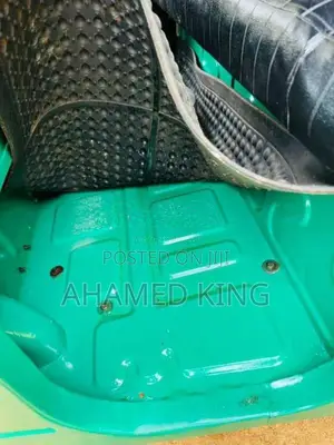 Bajaj 4 Stroke 2013 Three Wheel (Used)