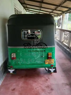 Bajaj 2 Stroke 2005 Three Wheel (Used)