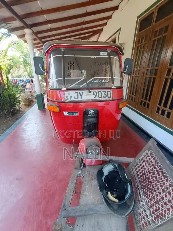 Bajaj 2 Stroke 2005 Three Wheel (Used)