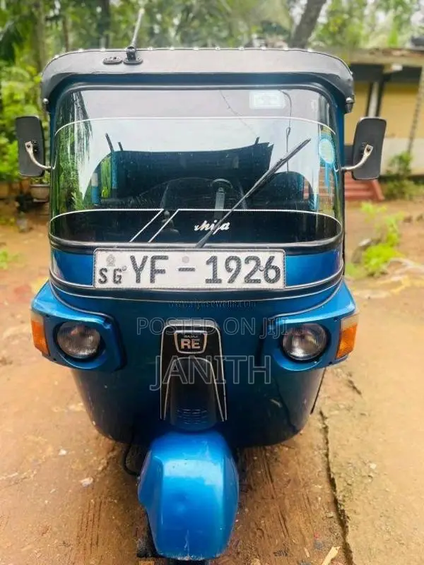 Bajaj 4 Stroke 2011 Three Wheel (Used)