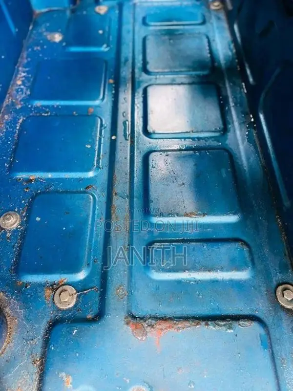 Bajaj 4 Stroke 2011 Three Wheel (Used)