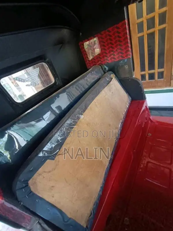 Bajaj 2 Stroke 2005 Three Wheel (Used)