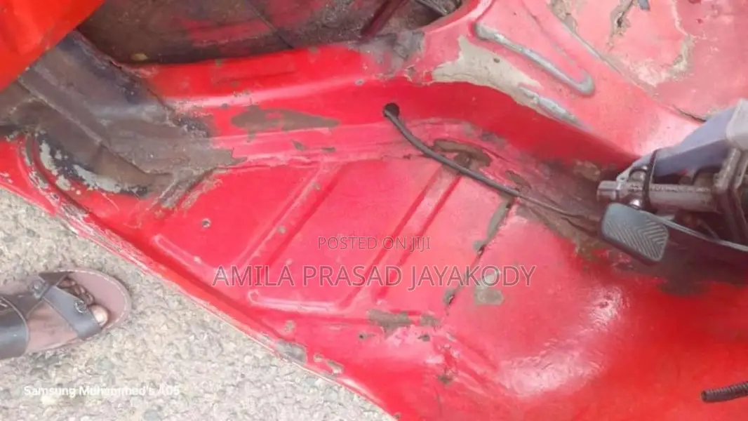 Bajaj 2 Stroke 2004 Three Wheel (Used)