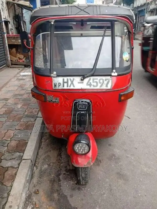 Bajaj 2 Stroke 2004 Three Wheel (Used)