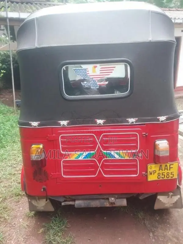 Bajaj Re 2013 Three Wheel (Used)