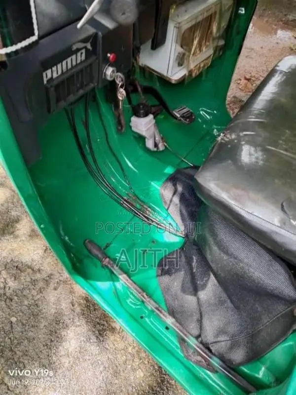 Bajaj 4 Stroke 2012 Three Wheel (Used)