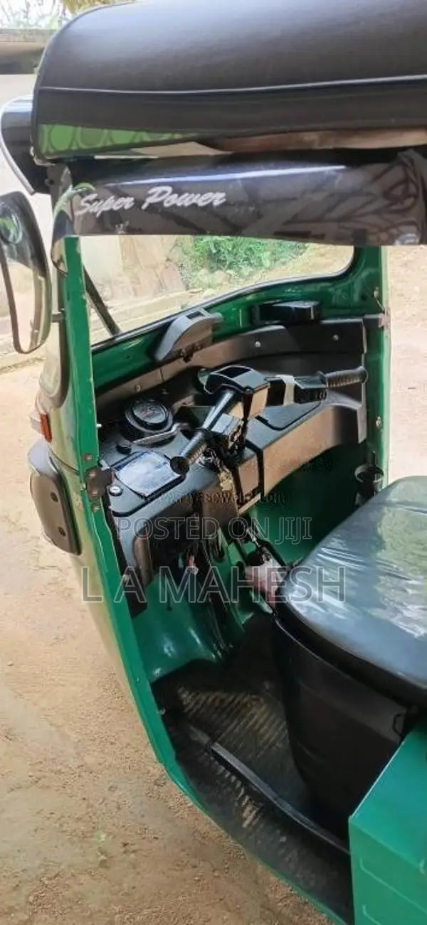 Bajaj RE 4 Stroke 2017 Three Wheel (Used)