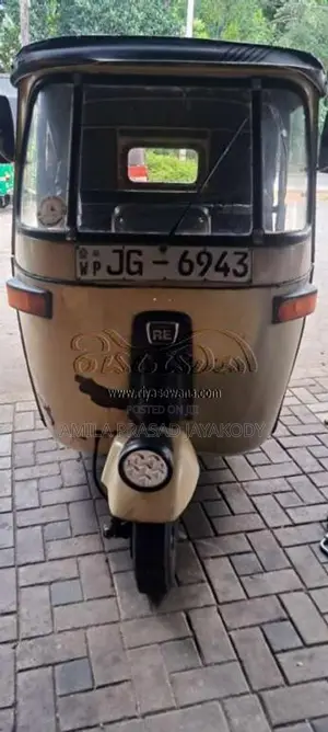 Bajaj 2 Stroke 2004 Three Wheel (Used)