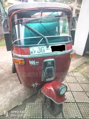 Bajaj RE 2 Stroke 2004 Three Wheel (Used)