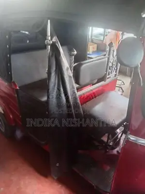 Bajaj 2 Stroke 2006 Three Wheel (Used)