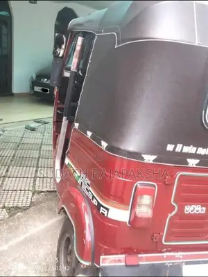 Bajaj RE 2 Stroke 2004 Three Wheel (Used)