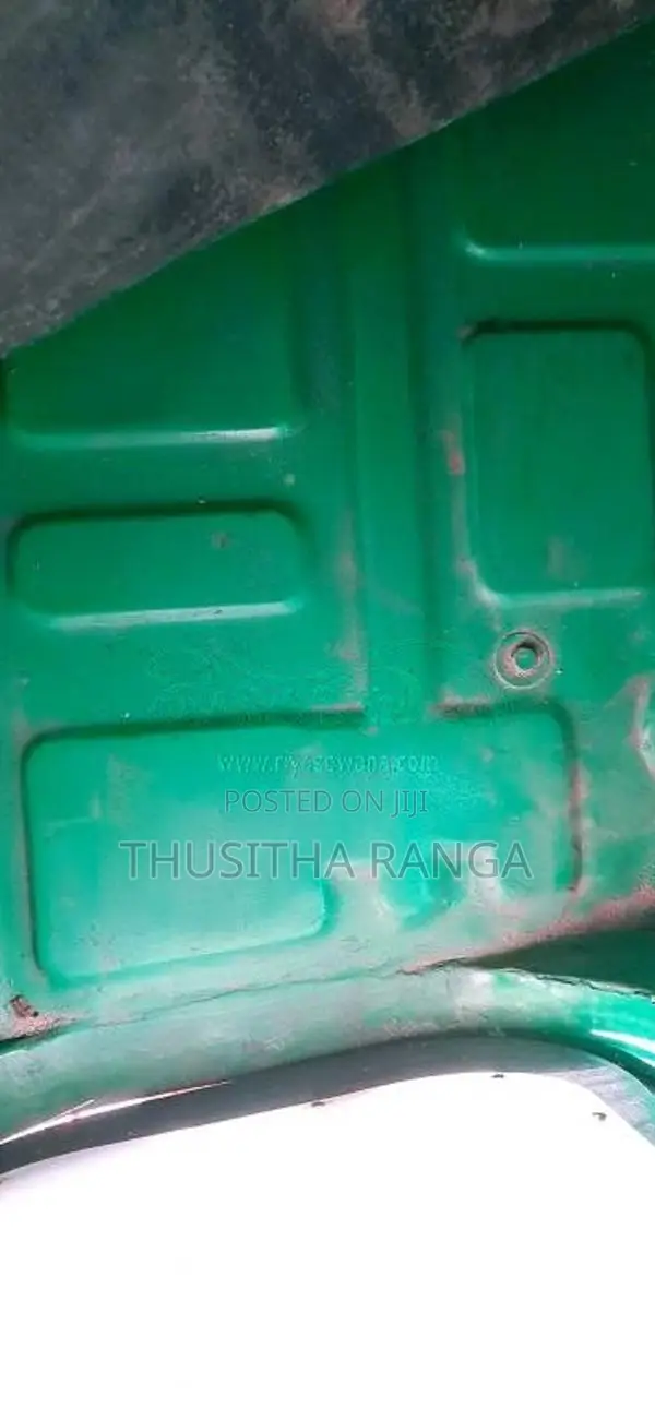 Bajaj 4 Stroke 2013 Three Wheel (Used)
