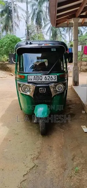 Bajaj RE 4 Stroke 2017 Three Wheel (Used)