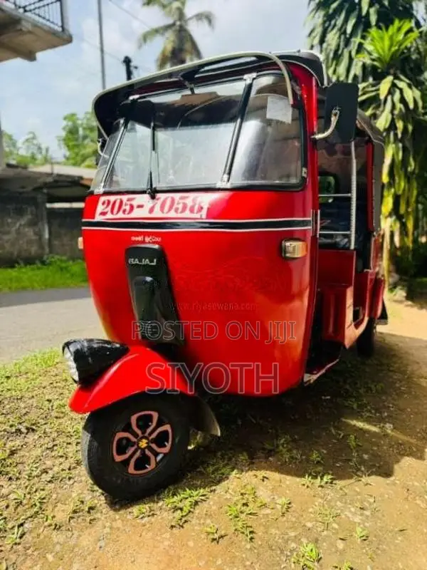 Bajaj 2 Stroke 1999 Three Wheel (Used)