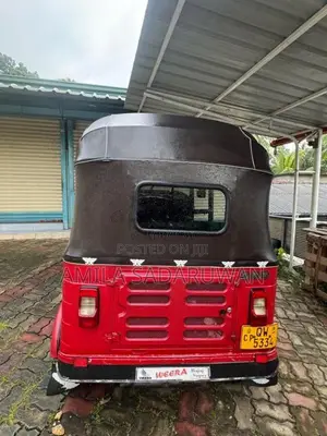 Bajaj RE 2011 Three Wheel (Used)