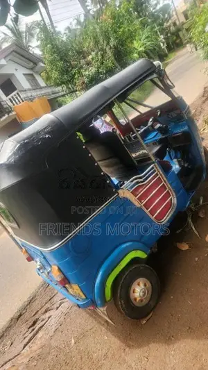 Bajaj 2 stroke 2000 Three Wheel (Used)