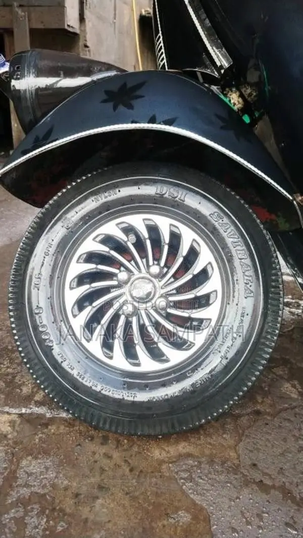 Bajaj 2 stroke 2010 Three Wheel (Used)