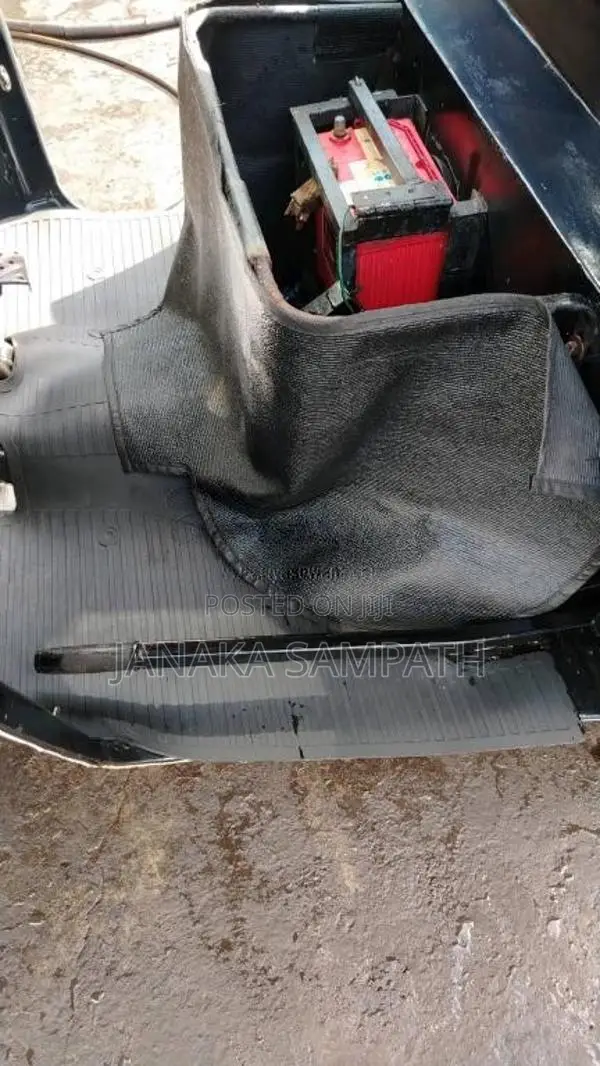 Bajaj 2 stroke 2010 Three Wheel (Used)