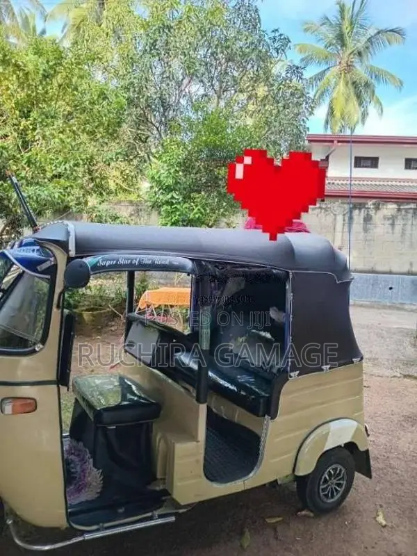 Bajaj 2 Stroke 1992 Three Wheel (Used)