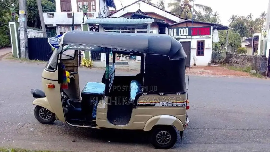 Bajaj 2 Stroke 1992 Three Wheel (Used)