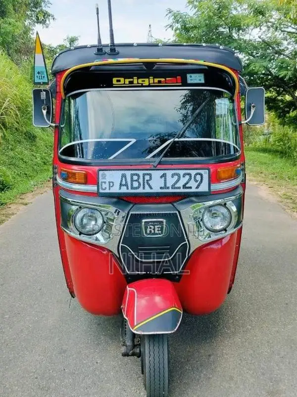 Bajaj 4 stroke 2018 Three Wheel (Used)