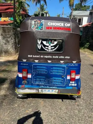 Bajaj 2 Stroke 2002 Three Wheel (Used)