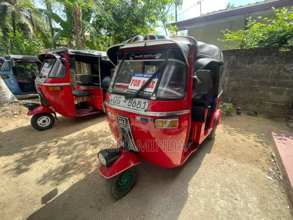 Bajaj 2 Stroke 2006 Three Wheel (Used)