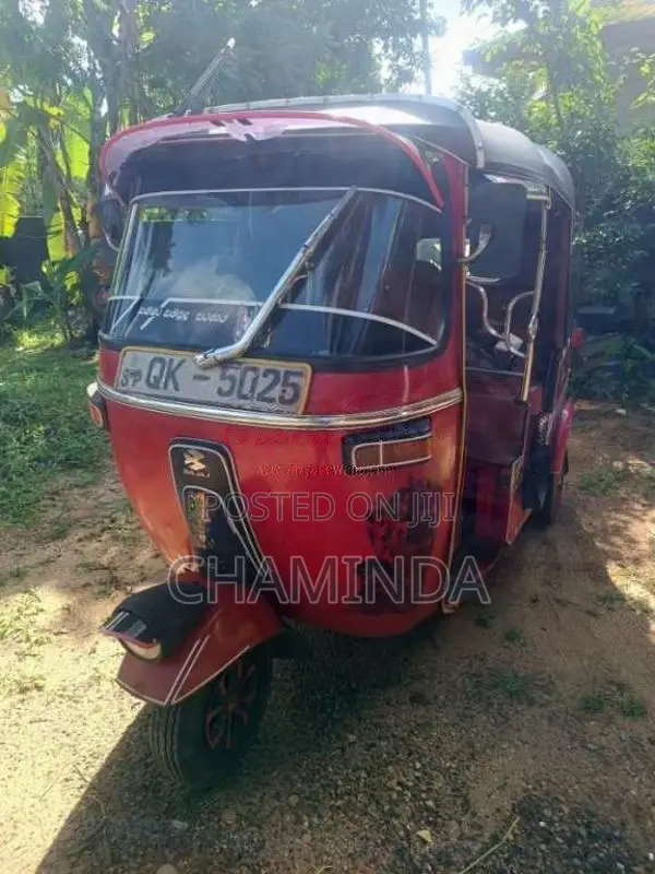 Bajaj 4 Stroke 2008 Three Wheel (Used)